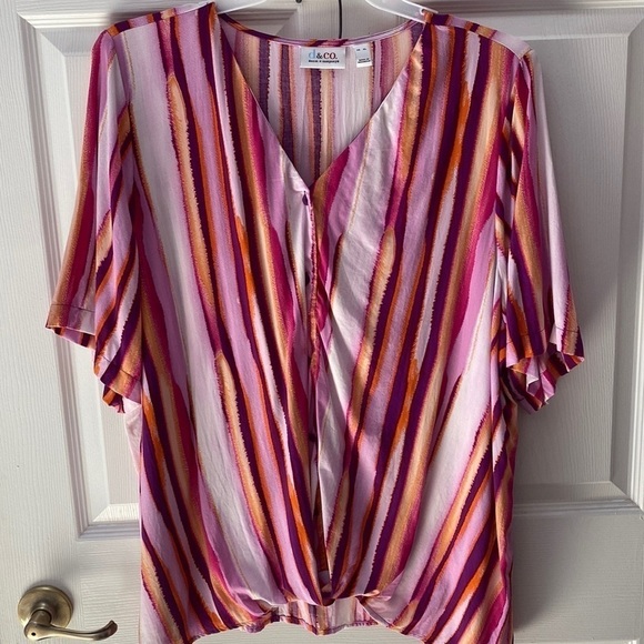 J womens D & Co casual button up short sleeve regular size top XL - Picture 1 of 4